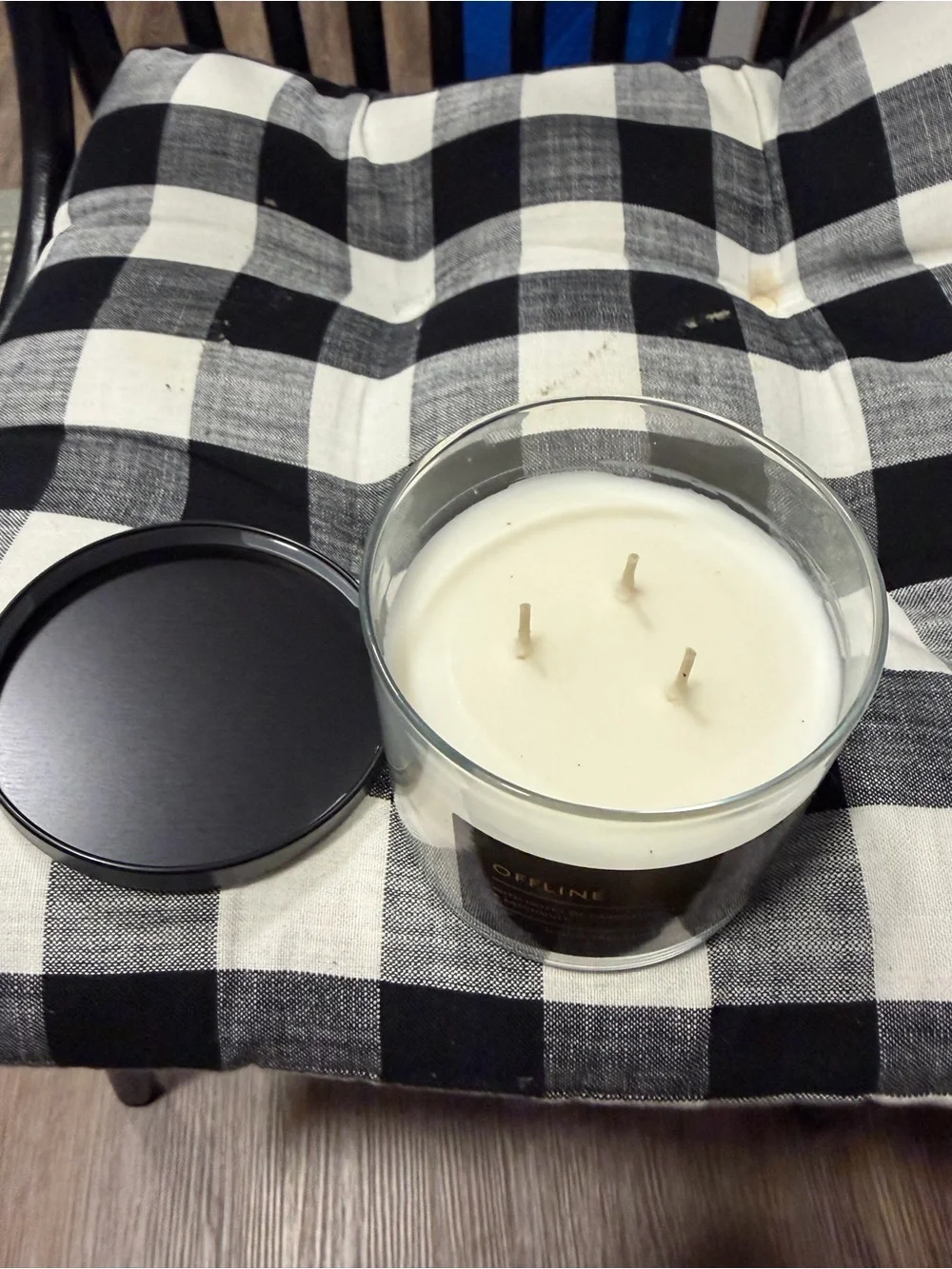 Scented Candle - Black & Cream -